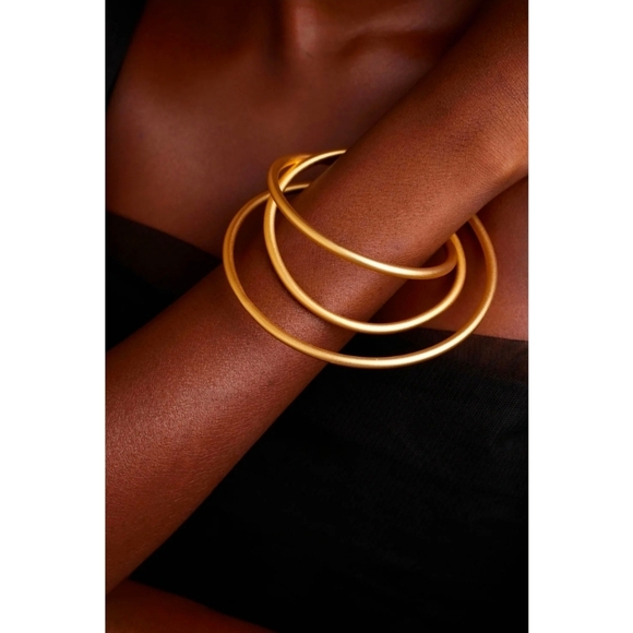 Joti Bangle Extended - Picture 2 of 11